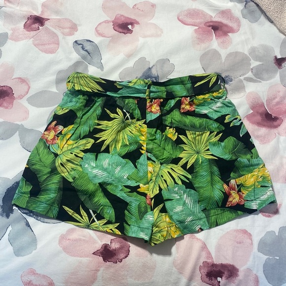 Nicole Miller Tropical Linen Blend Boho Beachy Novelty Coastal Shorts Size Small - Picture 4 of 5
